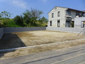 松山市市坪北１丁目 土地