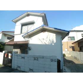 松山市枝松１丁目 中古一戸建て