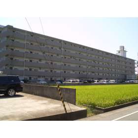 松山市空港通６丁目 中古マンション