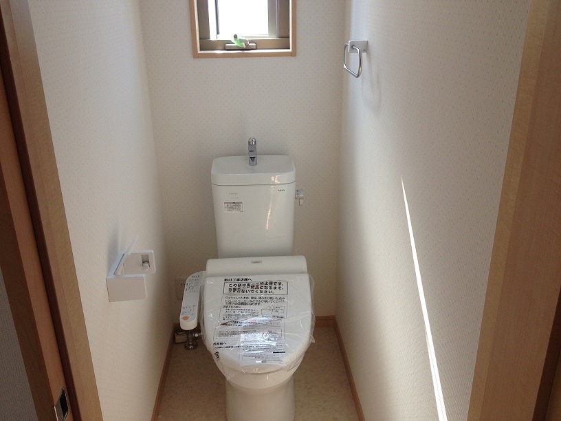 http://www.housedo.com/img/ieurikai/estate/0093/00932997/00932997exterior5L.jpg