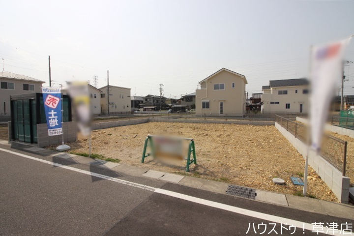 【外観写真】
JR草津駅まで徒歩23分(約1840m)、治田小学校まで徒歩7分(約530m)