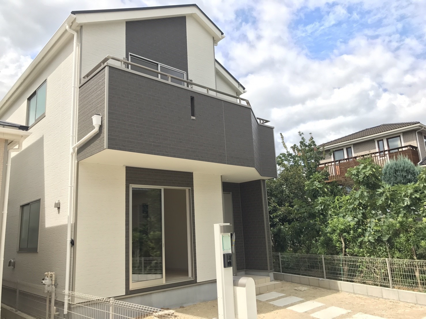 【外観写真】
※完成イメージです。同施工会社の完成物件も随時ご案内承っております。お気軽にお問い合わせくださいませ!
