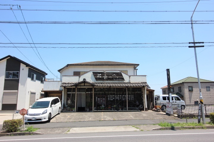 【外観写真】
土地面積 38.70坪
建築条件がないので、お好きなハウスメーカーで建築できます。