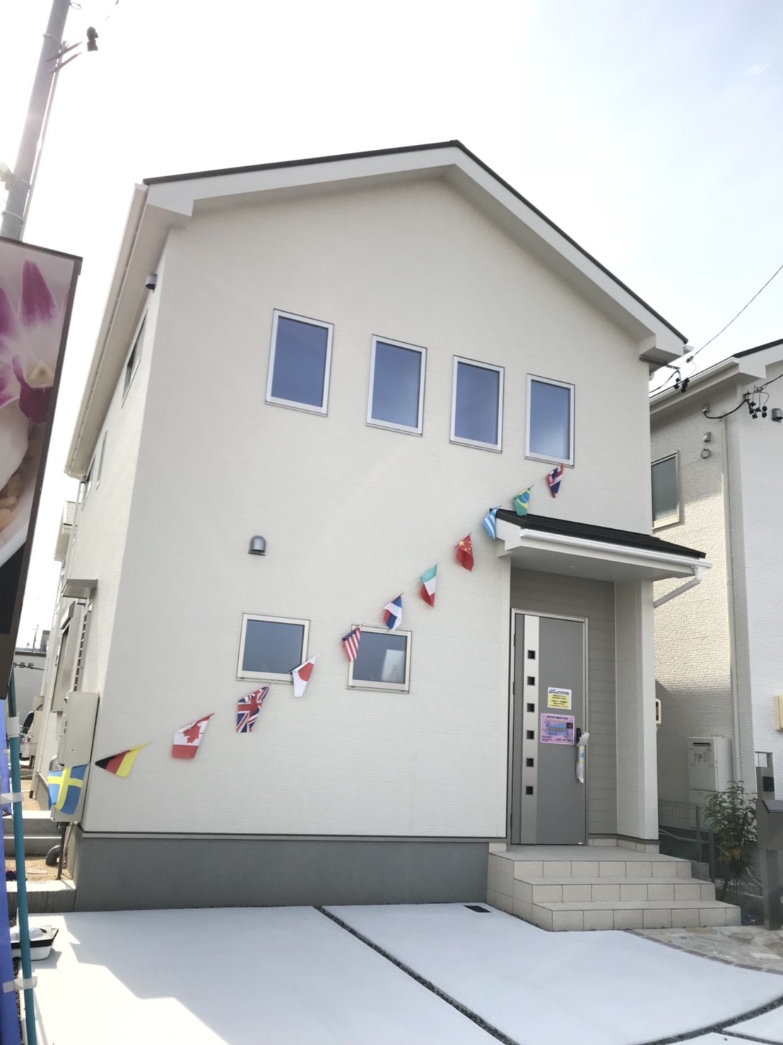 【外観写真】
▼堂々完成!!
土日・平日も随時ご案内可能です♪