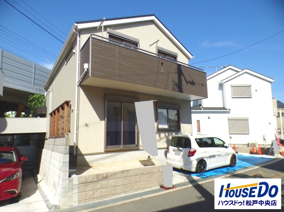 【外観写真】
◎現地外観:3号棟(5/12撮影)
【敷地38坪!最終1棟です!】
◆北総線「松飛台」駅 徒歩5分!
◆完成済!ご見学できます!
◆お子様の学校は、松飛台小学校・牧野原中学校