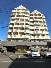 グランピアマンション鍋島 佐賀市鍋島町大字八戸溝の中古マンション
