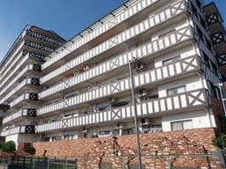 ブリティッシュ・ティンバー泉佐野 泉佐野市高松西2丁目の中古マンション