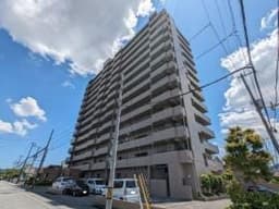 \高知市新田町 サーパス新田/