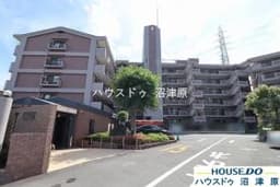 サンシェスタ三島萩 三島市萩の中古マンション
