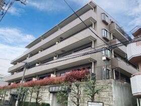 ファミールヒルズ哲学堂公園