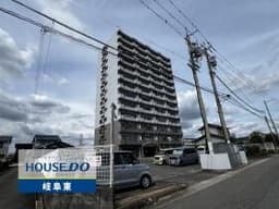 サンパーク岐阜西 岐阜市曽我屋２丁目の中古マンション