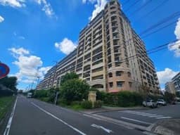 レイディアントシティ向ケ丘遊園フランス街区 川崎市多摩区東三田3丁目の中古マンション