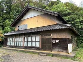 河北郡津幡町字越中坂