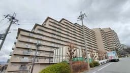 グリーンタウン香里ヶ丘Ａ棟 枚方市東中振２丁目の中古マンション