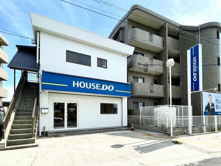 ハウスドゥ  中山の外観