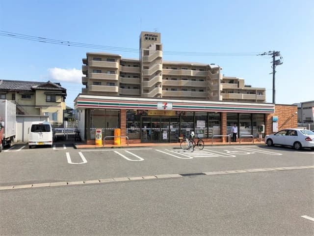 コンビニ