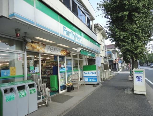 コンビニ