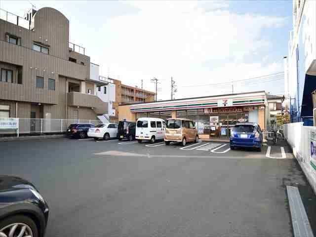 コンビニ