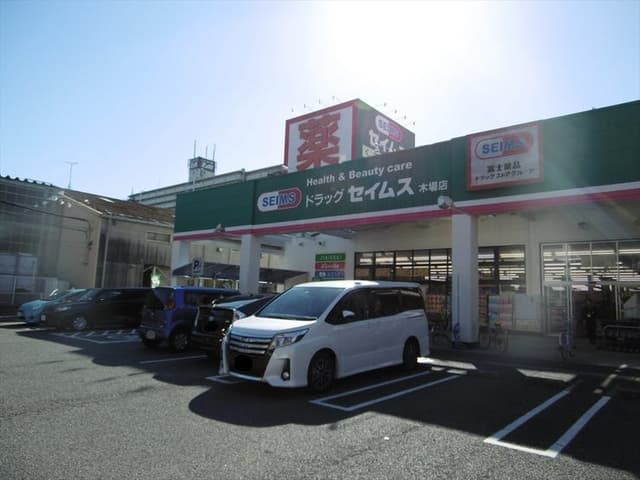 ドラッグストア