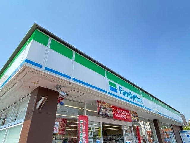 コンビニ