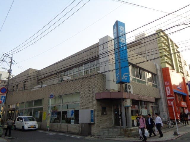 銀行