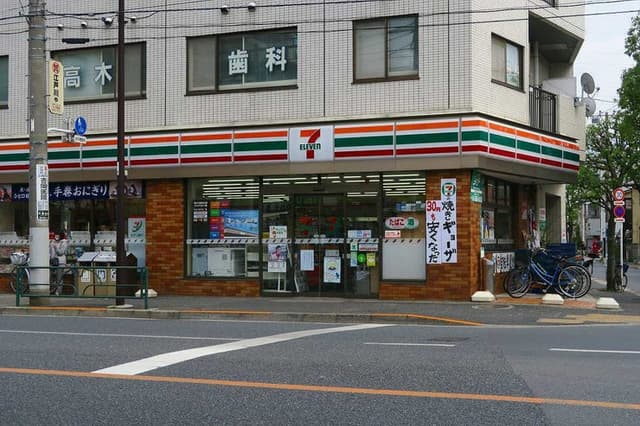 コンビニ