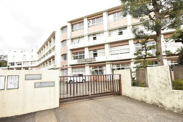中学校