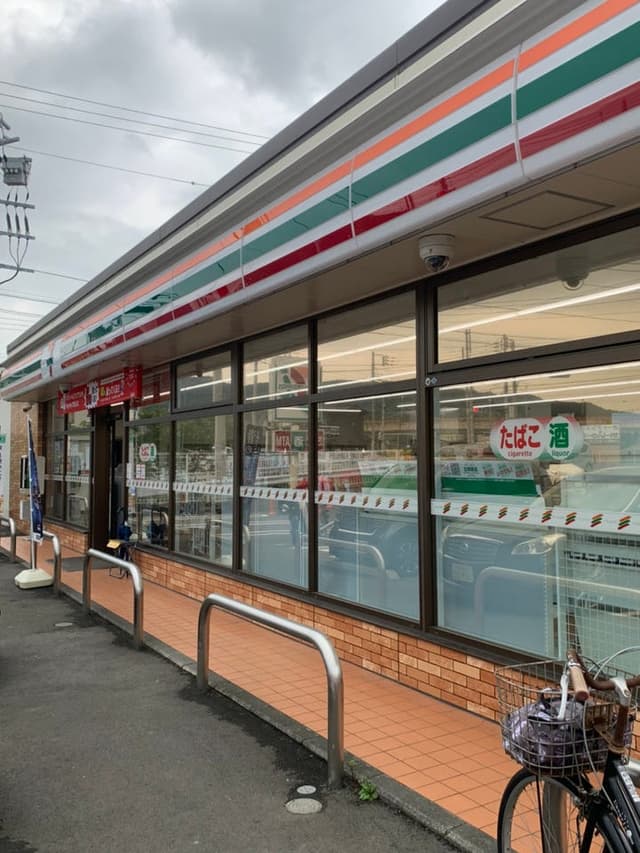 コンビニ