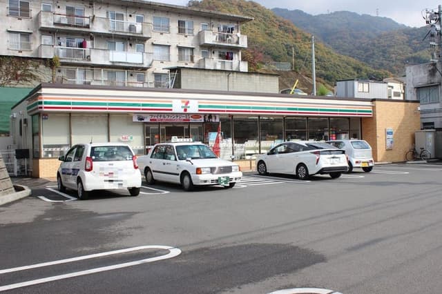 コンビニ