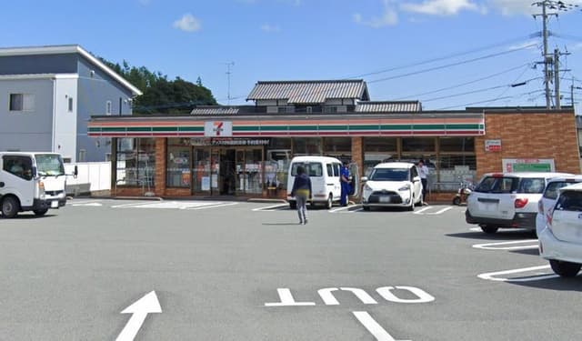 コンビニ