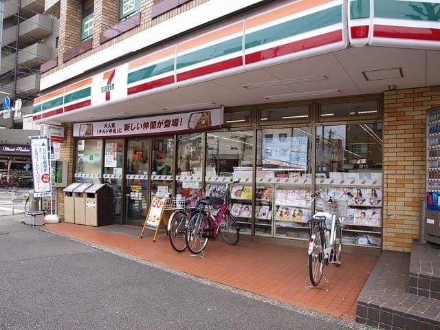 コンビニ