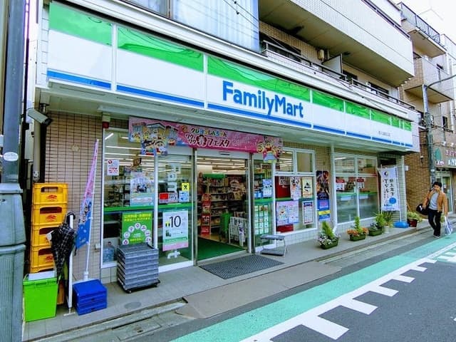 コンビニ