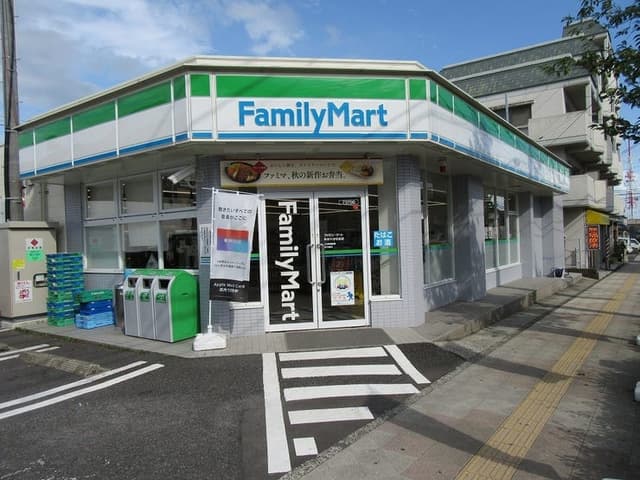 コンビニ