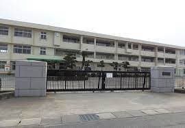 中学校