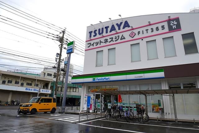 コンビニ