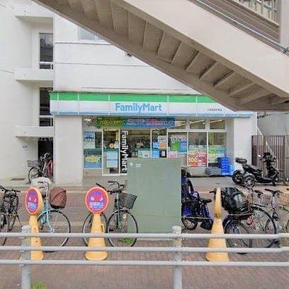 コンビニ