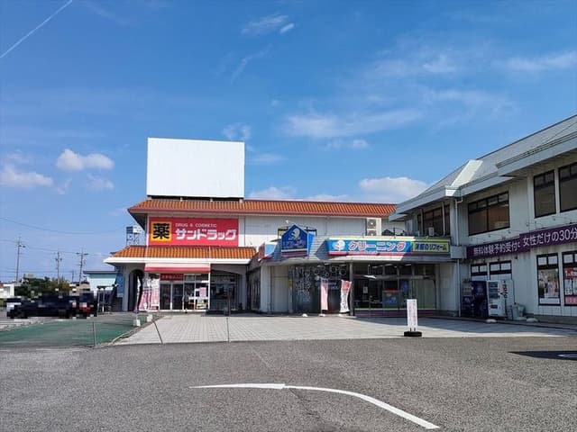 ドラッグストア