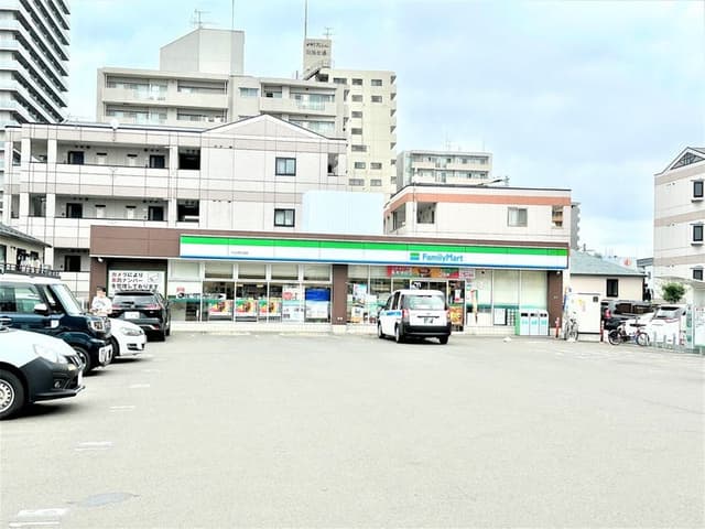 コンビニ