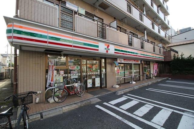 コンビニ