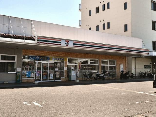 コンビニ