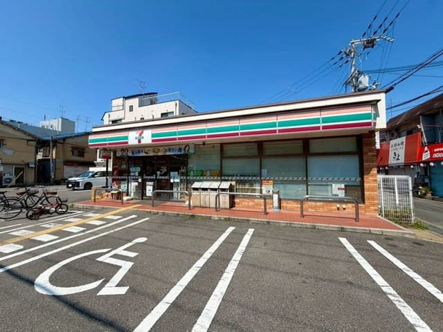 コンビニ