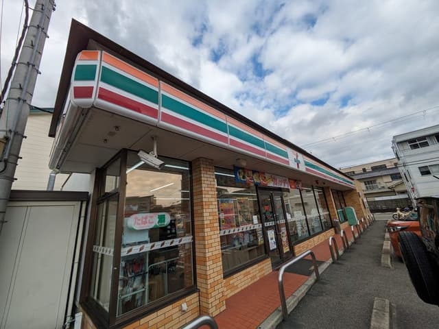 コンビニ