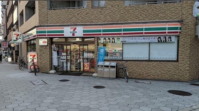 コンビニ