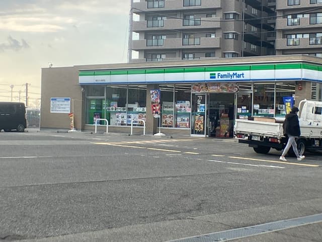 コンビニ
