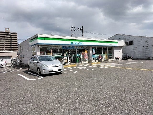 コンビニ