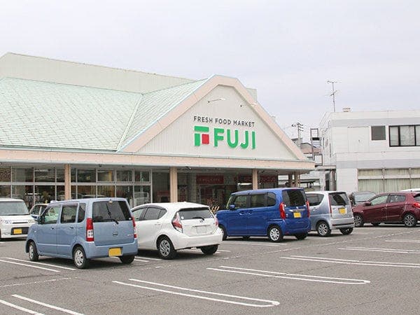 スーパー