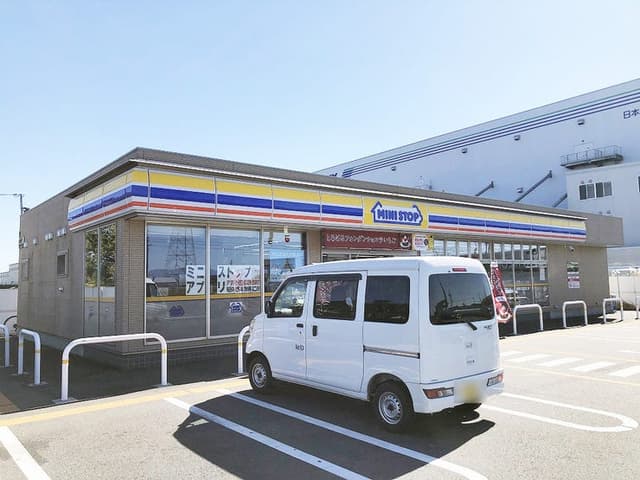 コンビニ
