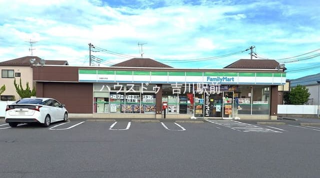 コンビニ