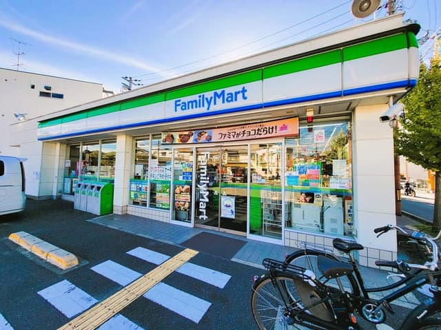 コンビニ
