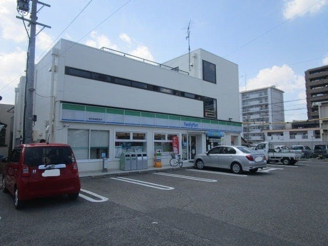 コンビニ
